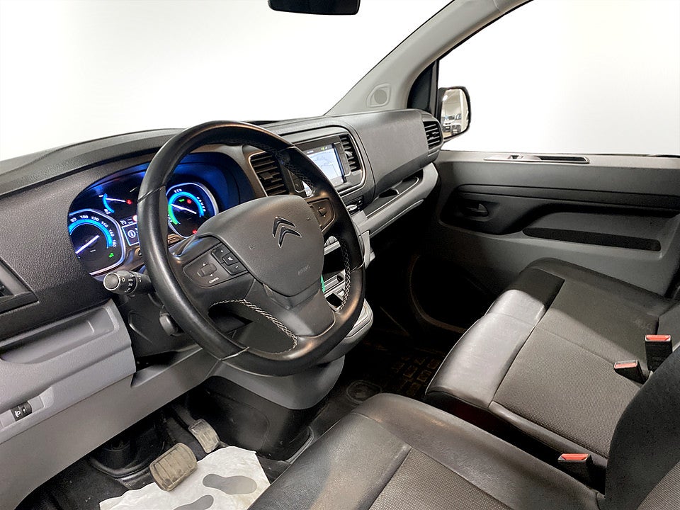 Bild på Citroën e-Jumpy Business Premium 75kWh 136hk Aut L2  B-KAMERA DRAG