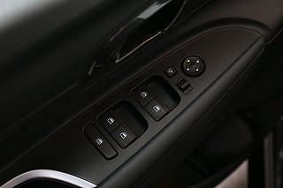 Halvkombi Hyundai i20 12 av 24