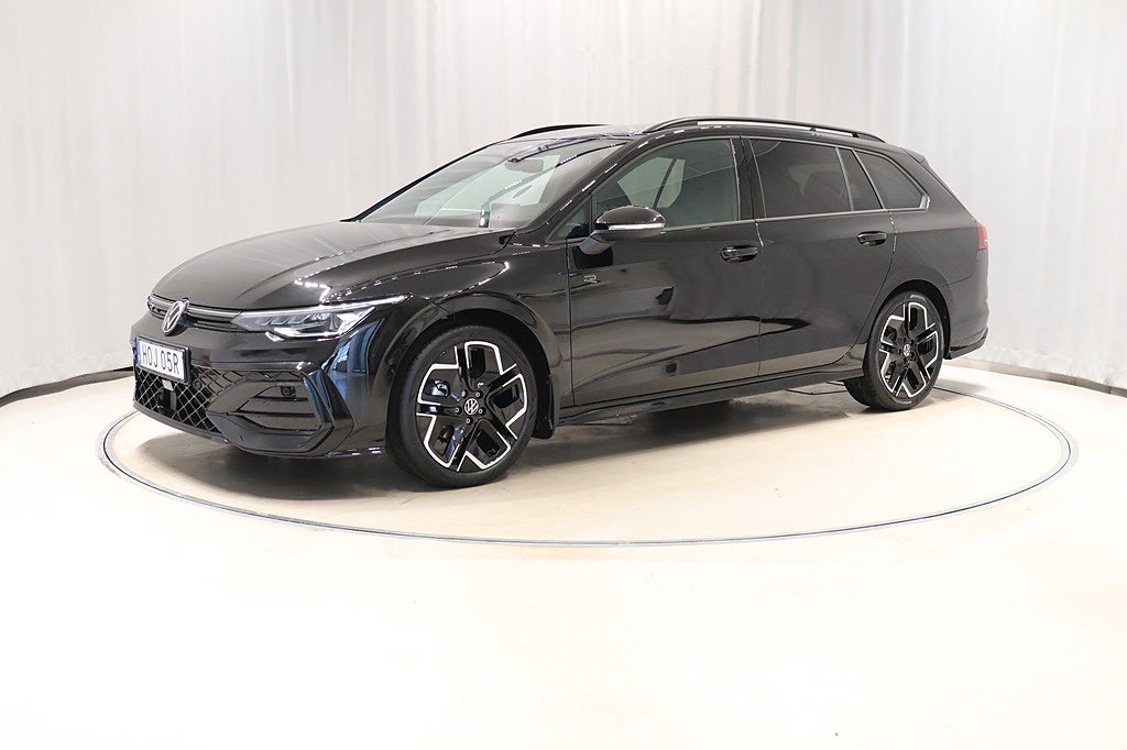 Volkswagen Golf I Sportscombi R-Line 1.5 TSI Drag Kamera Värmare 2026