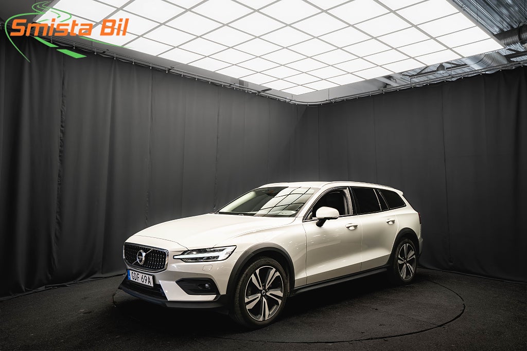 Volvo V60 Cross Country D4 AWD PRO LÄDER DRAG 360° HUD ELSTOL VÄLSERVAD