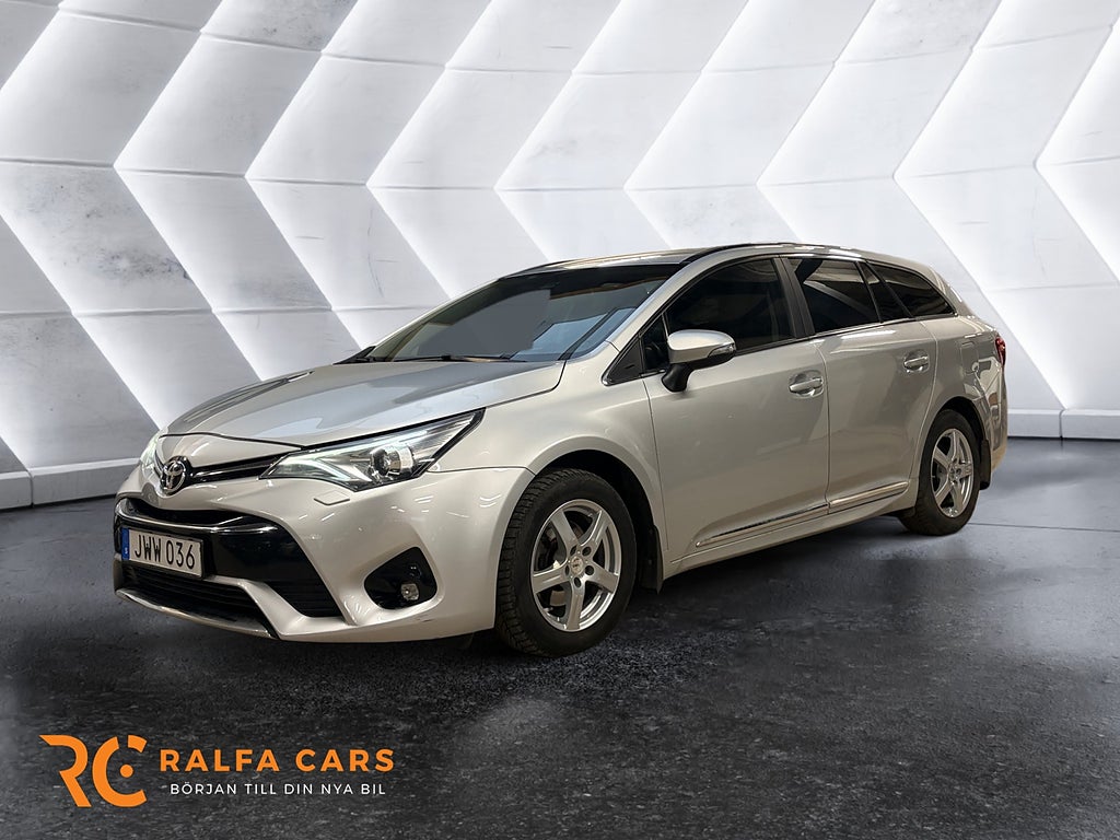 Toyota Avensis 1.6 D-4D Active Plus Backkamera Dragkrok