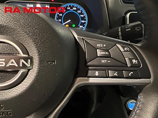 Halvkombi Nissan Leaf 17 av 18