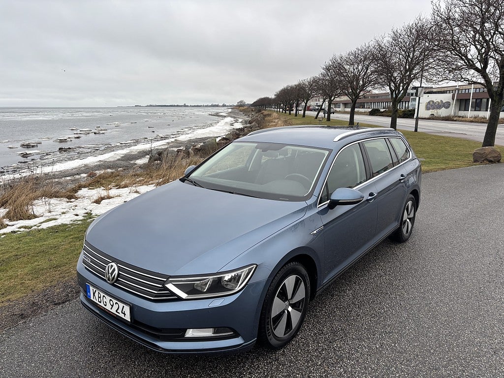 Volkswagen Passat Sportscombi 1.6 TDI Drag Värmare Kamera Sensorer