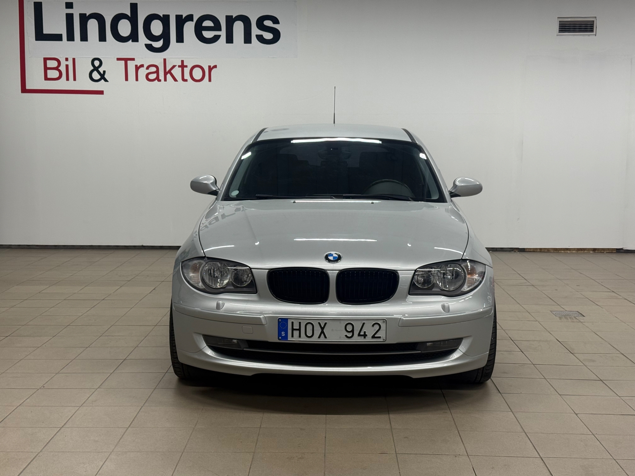BMW 118 2009, bild 7/44
