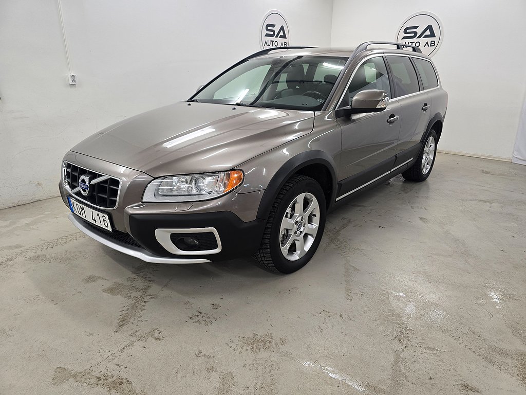 Volvo XC70 2.4D Geartronic Summum nyservad ny kamrem 