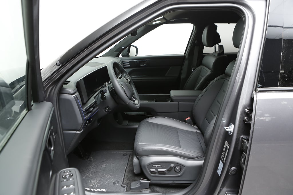 Hyundai Santa Fe PHEV 4WD Calligraphy Line 7 Sits Låga mil 288HK 2026