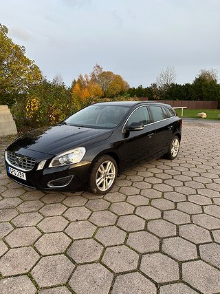 Volvo V60 D4 Momentum Euro 5,Kamrem bytt