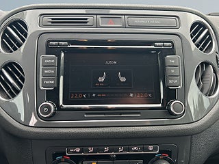 Volkswagen Tiguan 4Motion Sport & Style SoV-Däck/Värmare/Drag – bild 15