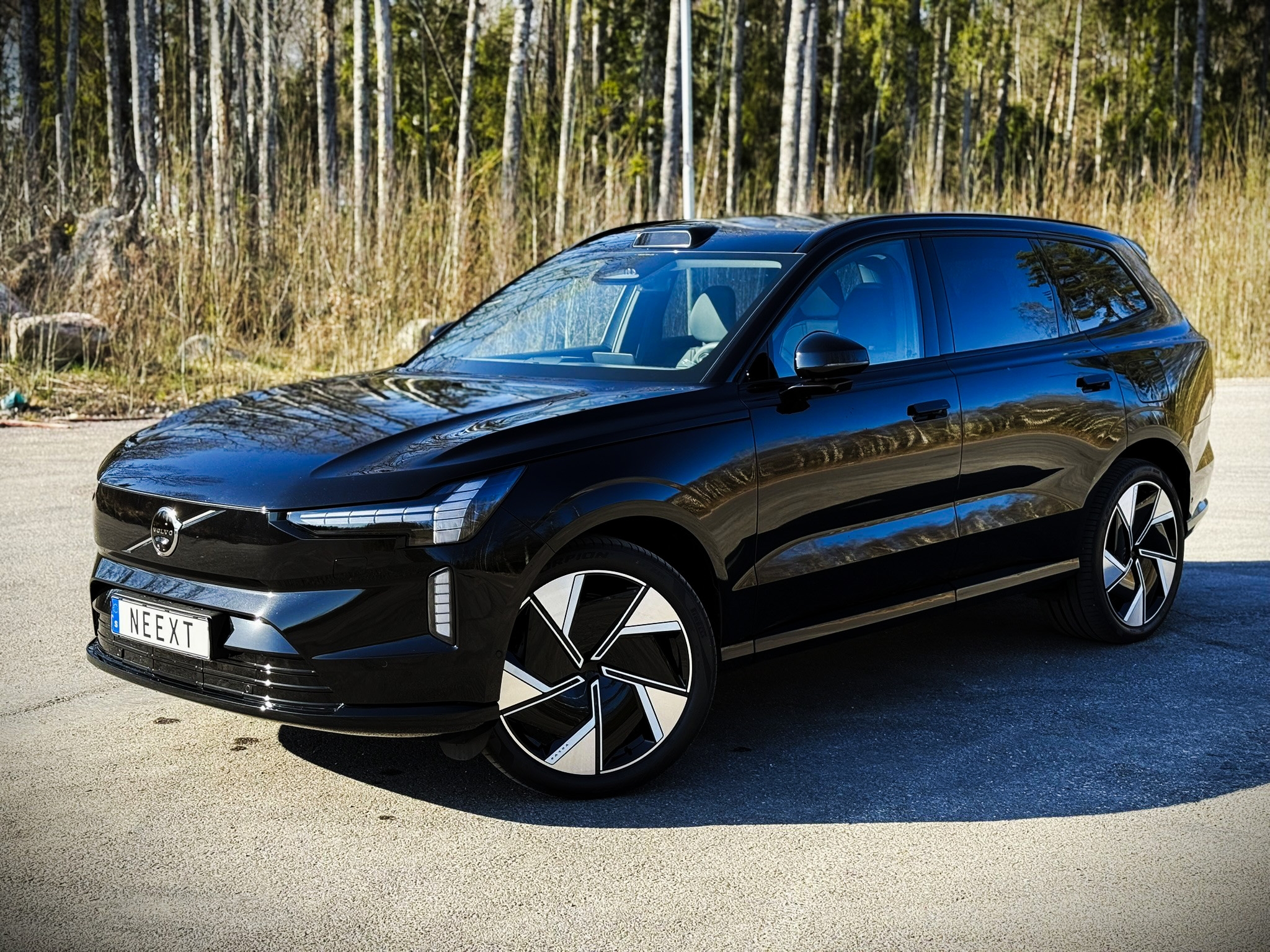 Volvo EX90