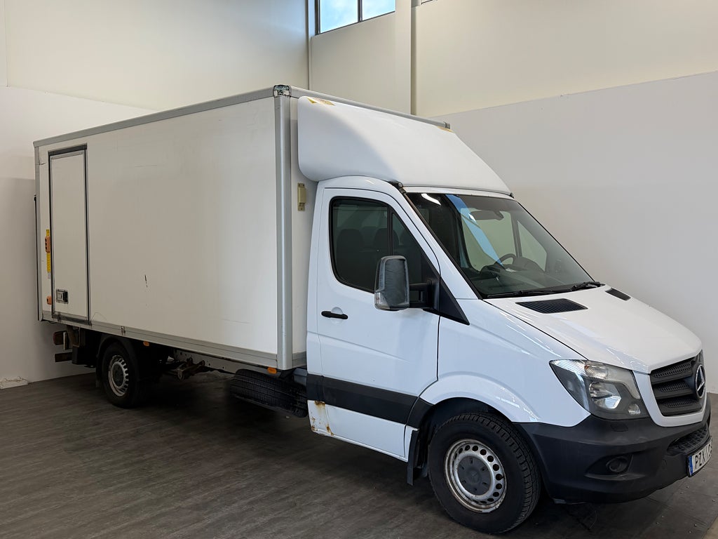 Mercedes-Benz Sprinter 316 BlueTEC Chassi Volymskåp BG-lyft