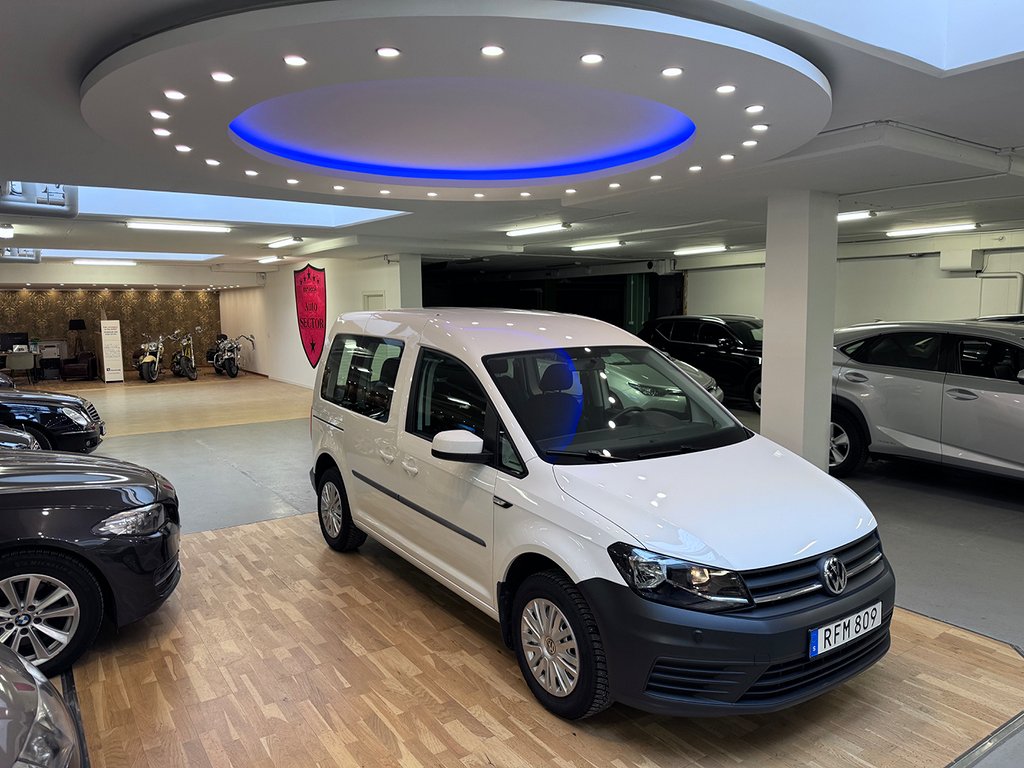 Volkswagen Caddy Life 2.0 TDI Euro 6 krok, motor-kupevärmare