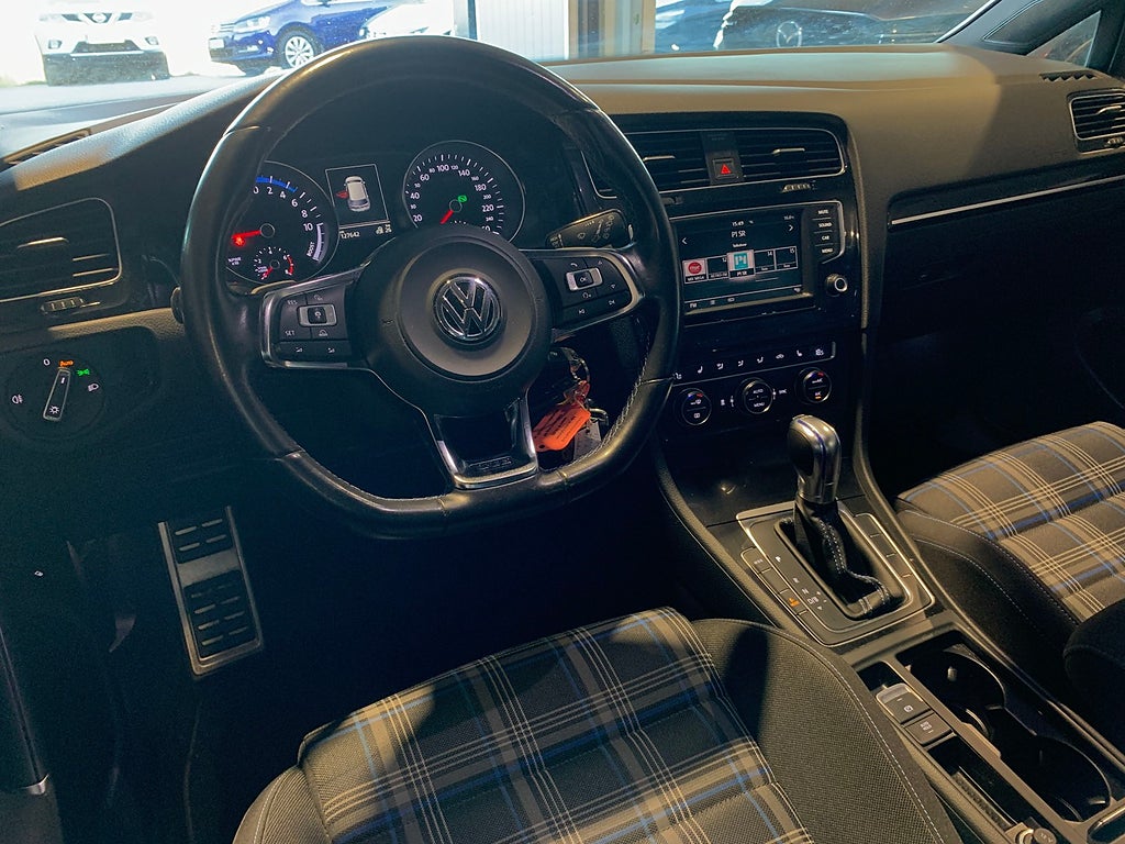 Volkswagen Golf GTE 1.4 TSI | KAMERA |DRAG|VÄRMARE 2016