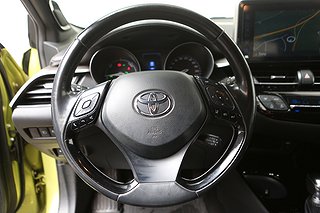 SUV Toyota C-HR 15 av 23