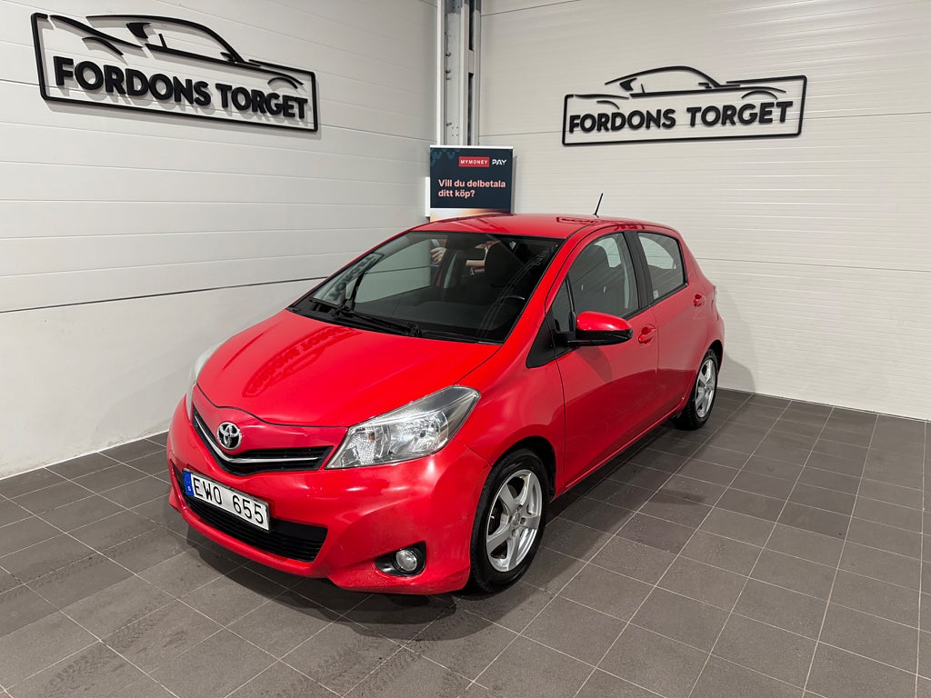 Toyota Yaris 5-dörrar 1.0 VVT-i Active B-Kamera Drag 