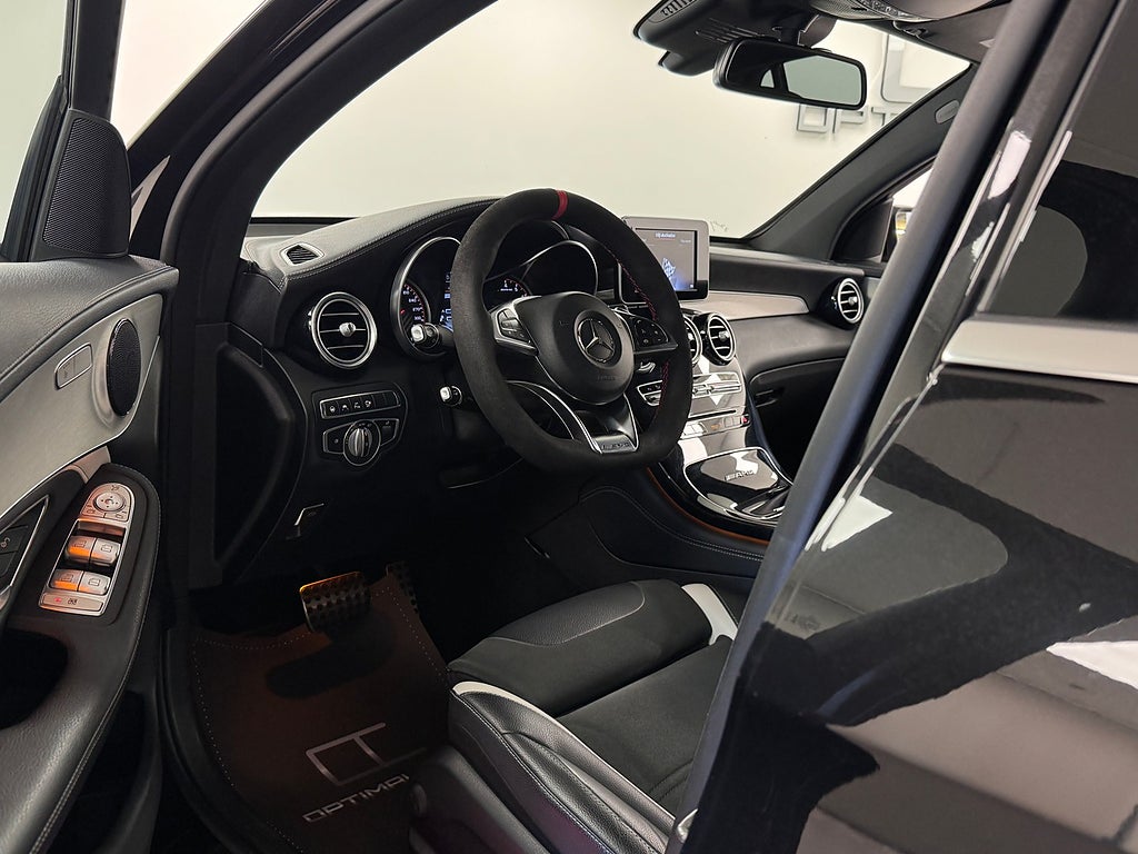 Mercedes-Benz GLC 2018 - miniatyr 3