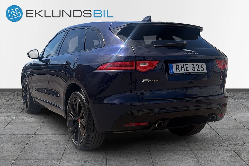 Jaguar F-Pace 2017