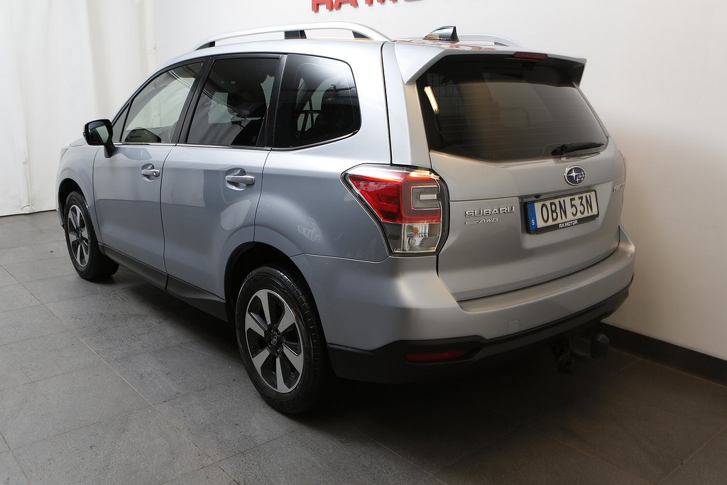 Subaru Forester 2,0i 150hk XL AWD Aut Motorv Dragkrok 2019