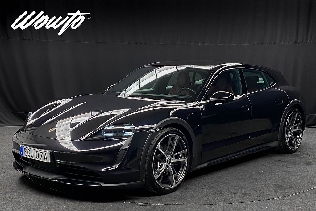 Porsche Taycan 4 Cross Turismo 381HK /Pano /360 /Moms /4.95%