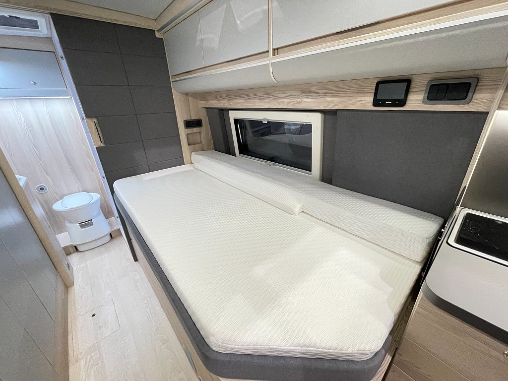 Affinity Duo / MAN / B-körkort/Solcell/Automat180hk/3500kg - Affinity