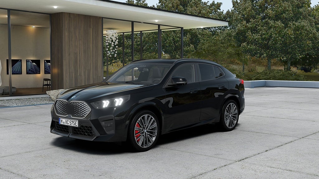 BMW iX2 xDrive20 xDrive30 M Sport Pro Supercharged Drag DA Pro H K HUD |