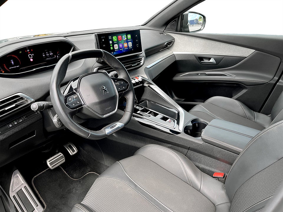 Bild på Peugeot 5008 GT 1.2 PT 130hk Aut 7-SITS B-KAMERA CARPLAY