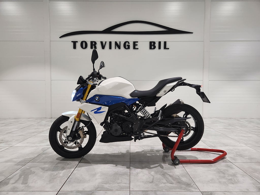 BMW G310R Endast 491 km  / A2  3,95% Ränta