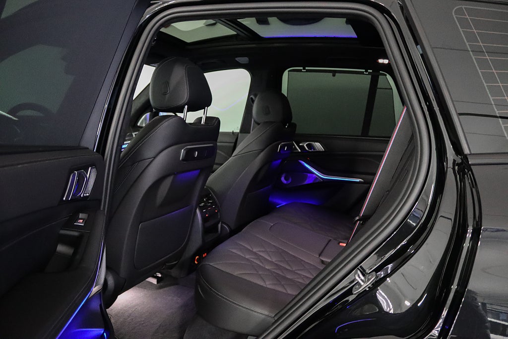 BMW X5 xDrive40i M Sport Innovation Sky Lounge B&W Carbon Luftfjädring