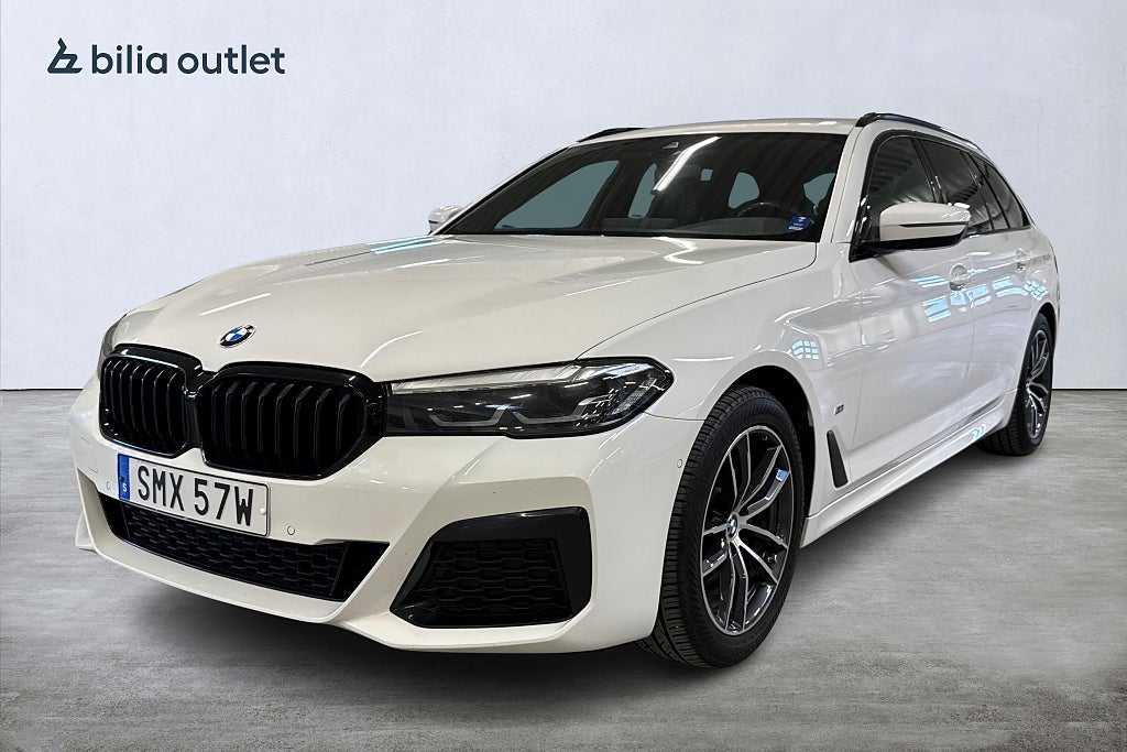 BMW 520d xDrive Touring M Sport HiFi B-kamera P-värm Drag
