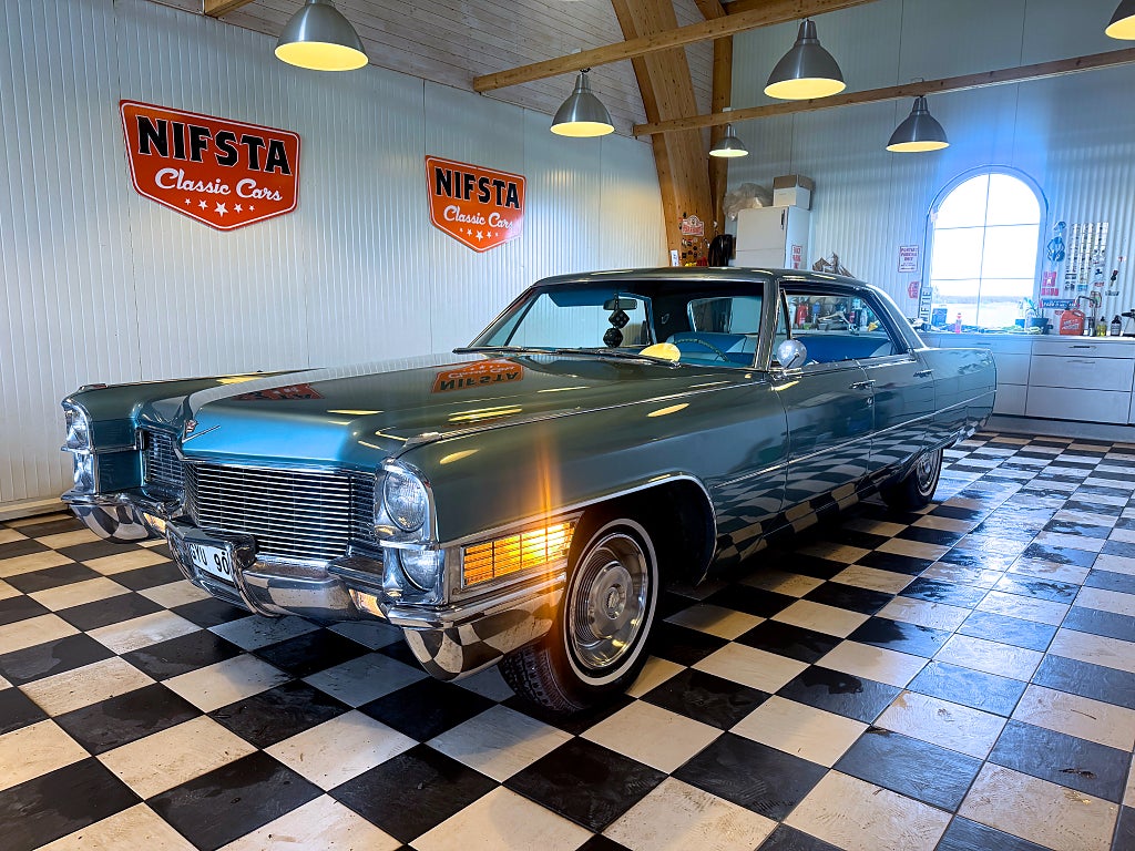 Cadillac De Ville 4D Hardtop