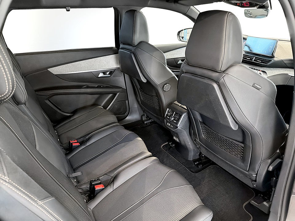 Bild på Peugeot 5008 GT 1.2 PT 130hk Aut 7-SITS B-KAMERA CARPLAY