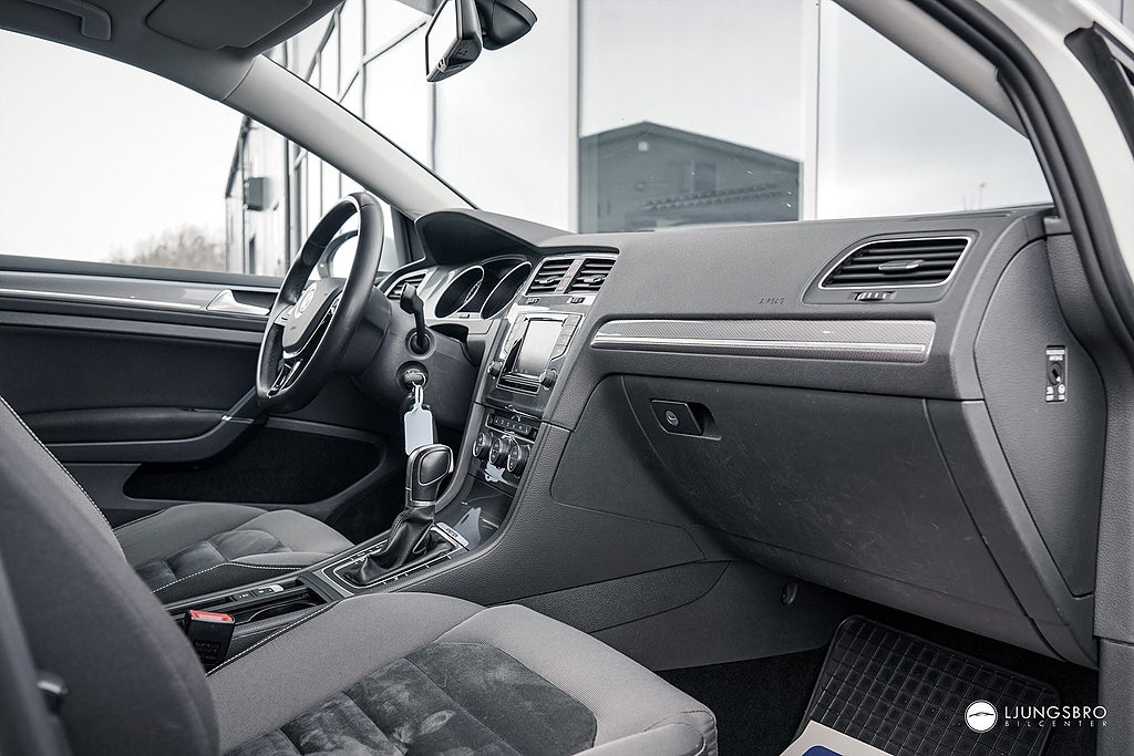 Volkswagen Golf Alltrack 2015 - miniatyr 13