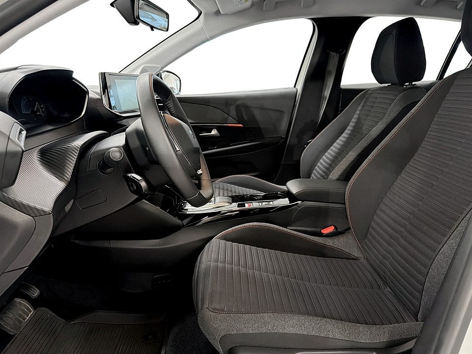 Bild på Peugeot E-208 Active Pack 50kWh 136hk Aut - CARPLAY, BACKSENSORER
