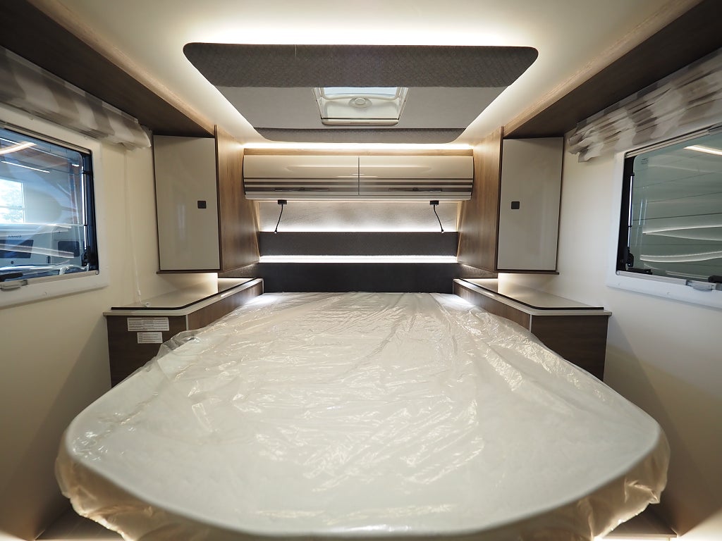 Ci Magis 67 XT  Aut I Solcell I Backkamera I Queensbed