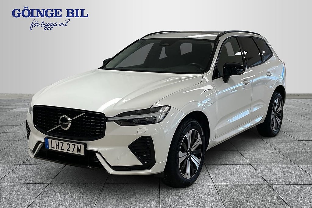 Volvo XC60 Recharge T6 Plus Dark/ infällbart Drag/ Backka...