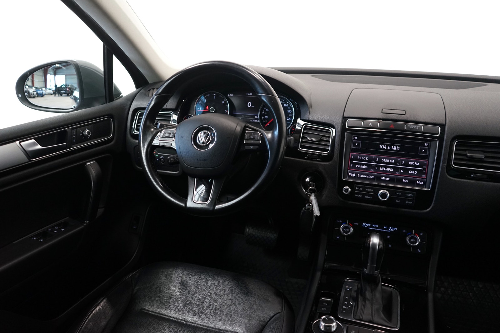 Volkswagen Touareg 3.0 V6 TDI BMT 4Motion Automat Värmare Dragkrok 204hk 2018 - miniatyr 5