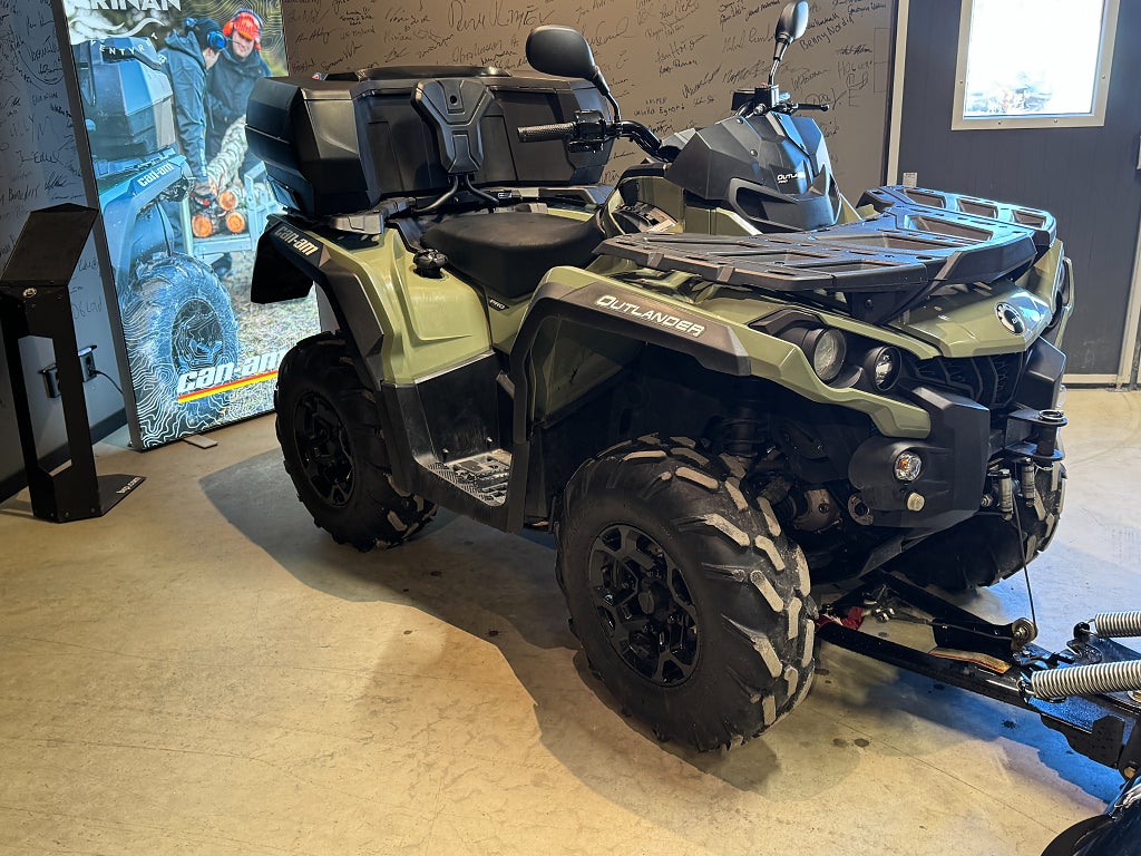Can-Am Outlander PRO T3A 570 Squadron Green (En ägare) 