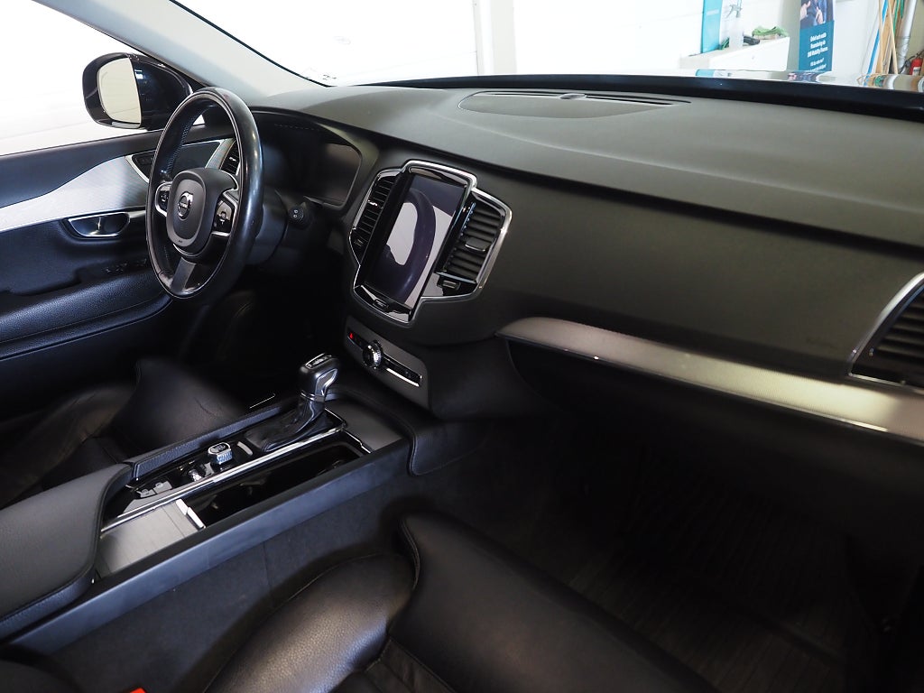 Volvo XC90 7-sits D5 AWD 235hk Geartronic Inscription Kamera Drag