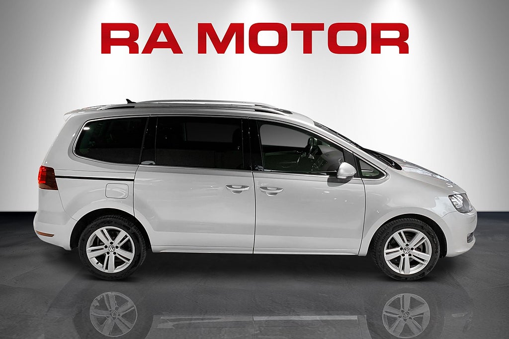 Volkswagen Sharan TDI 150hk Premium 7-sits |Drag|Kamera|Värmare| Pano 2017
