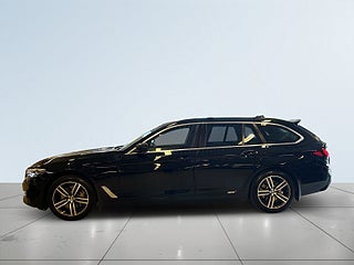 BMW 530i xDrive Touring Steptronic SoV-däck/Drag/Kamera/D-värm – bild 4