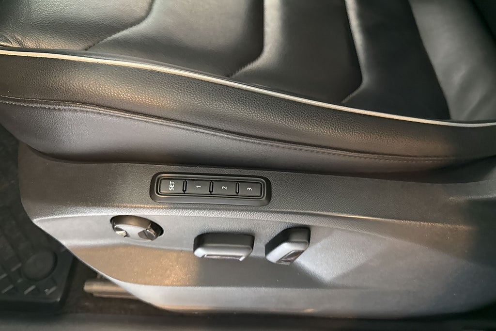 Volkswagen Tiguan 2.0 TDI DPF SCR 4Motion GT Skinn Dynaudio Drag Kamera  miniatyr 11