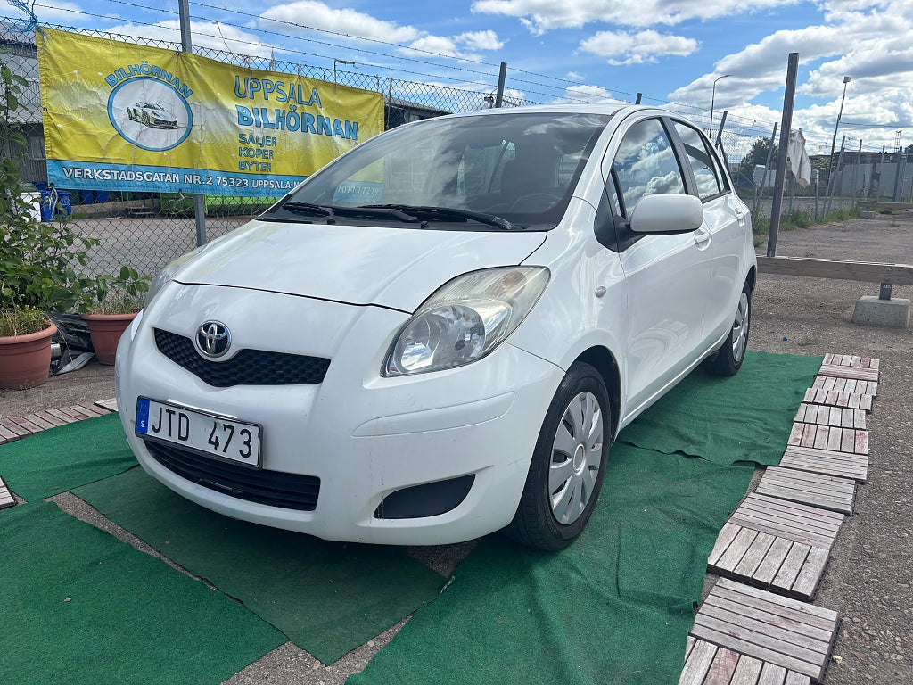 Toyota Yaris 5-dörrar 1.33 Dual VVT-i/auto/ 