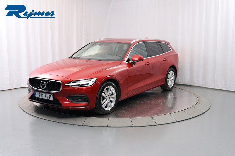 Volvo V60 B4 Diesel Momentum Advanced SE