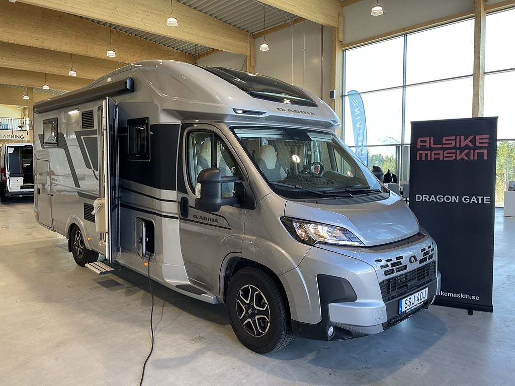 Adria Matrix 670 DL Supreme /Cykelhållare / Taksäng