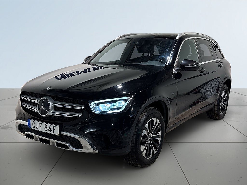 Mercedes-Benz GLC 300 e 4MATIC 9G Pvärm Drag GPS Pano S/V-hjul