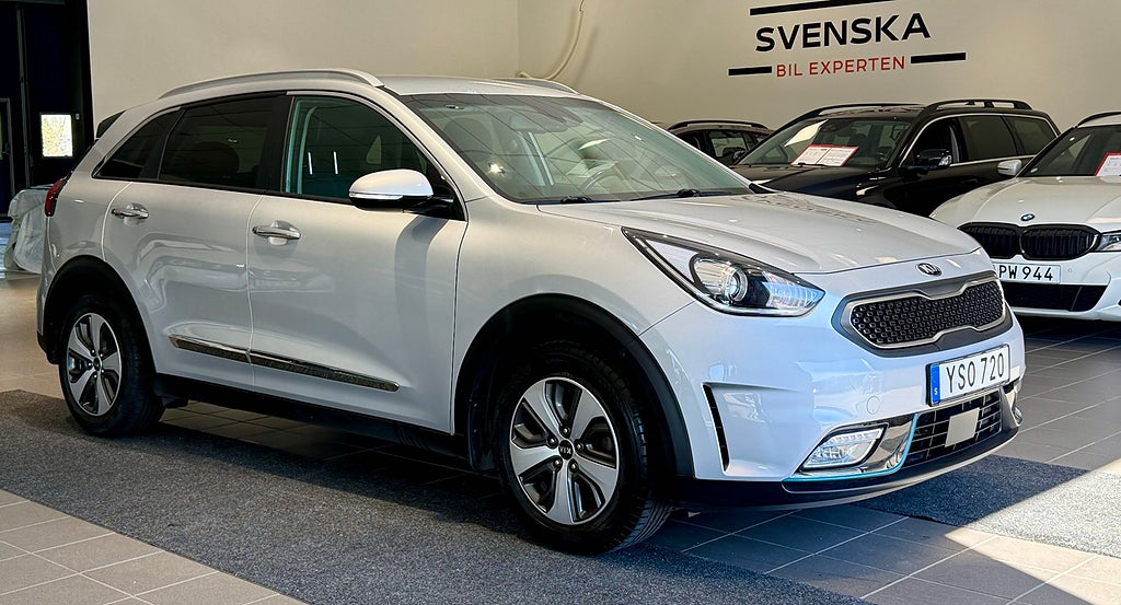 Kia Niro P-HEV DCT 141hk Advance Plus/Drag/B-kamera/carplay/Navi