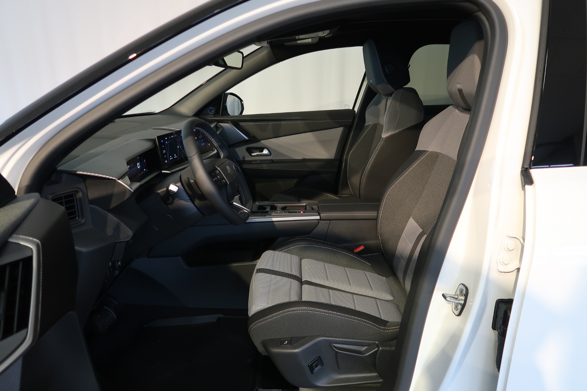 Opel Grandland Hybrid 2025, bild 7/40