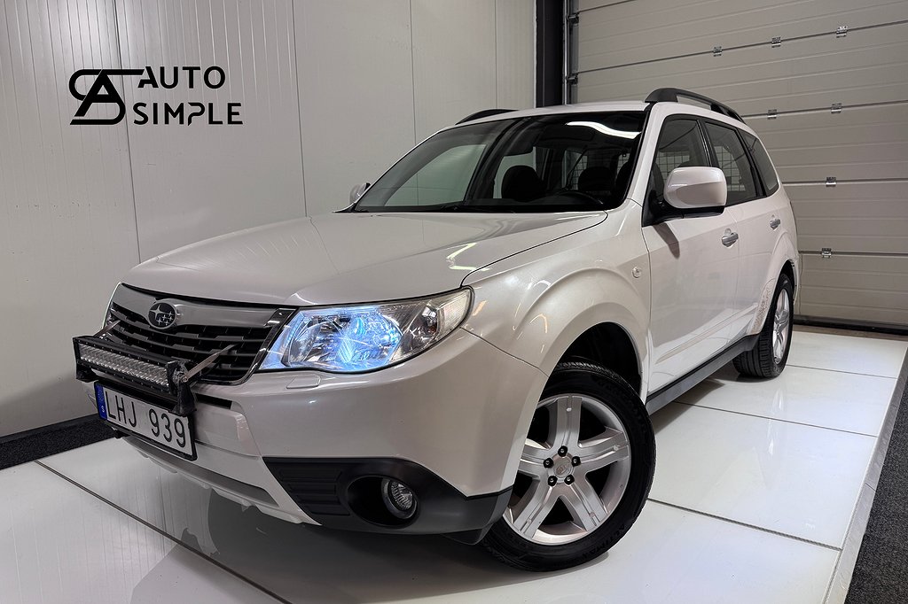 Subaru Forester 2.0 X 4WD Nybesiktigad NyServad 150hk