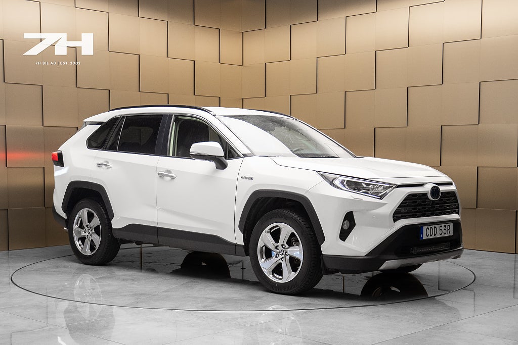 Toyota RAV4 Hybrid AWD-i E-CVT Executive Premium / Kamera / Nyserva