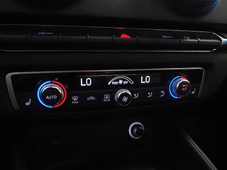 Halvkombi Audi A3 18 av 22