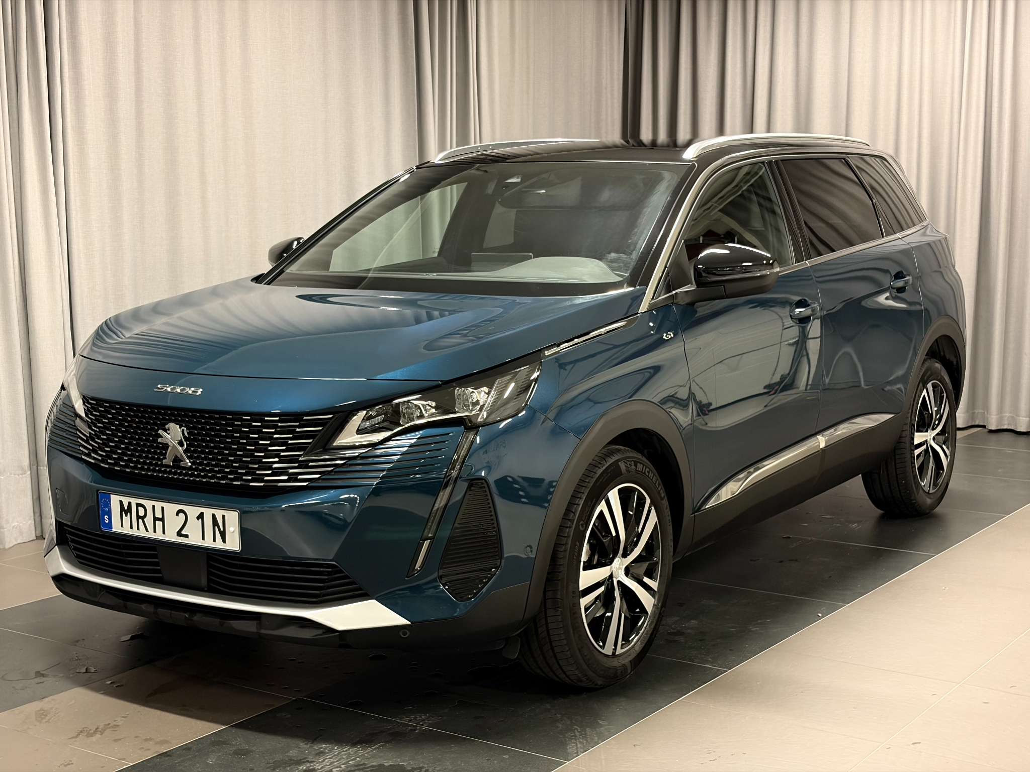 Peugeot 5008 GT 1.2 PureTech 130 AUT 2023, bild 4/10